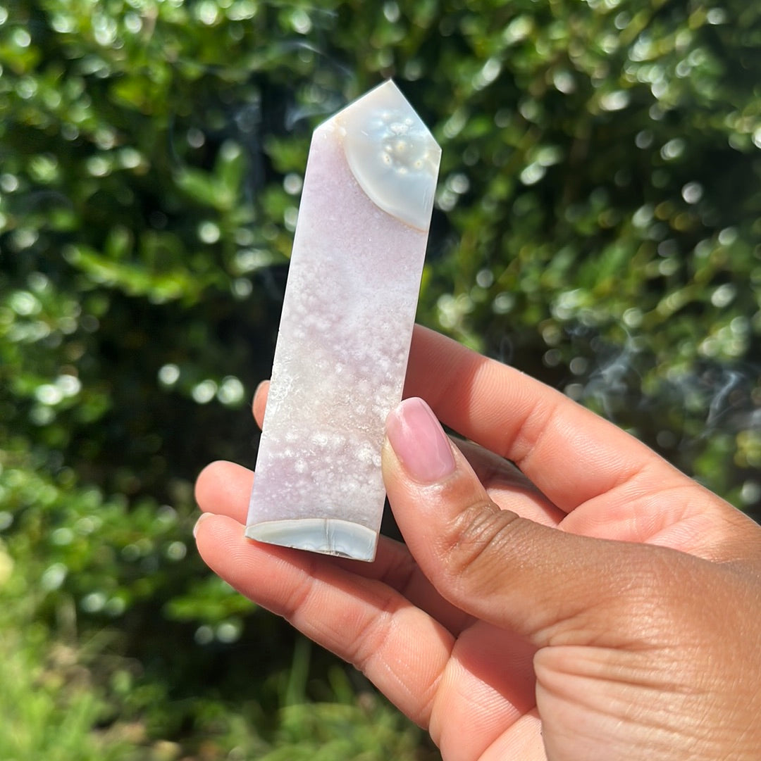 Blue Flower Agate Tower