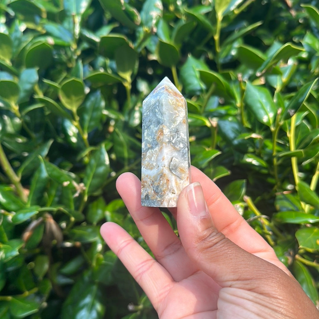 Crazy Lace Agate Tower